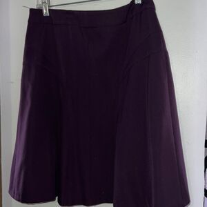 Adrienne Vittadini size 4 A-line skirt, fully lined , 100% virgin wool